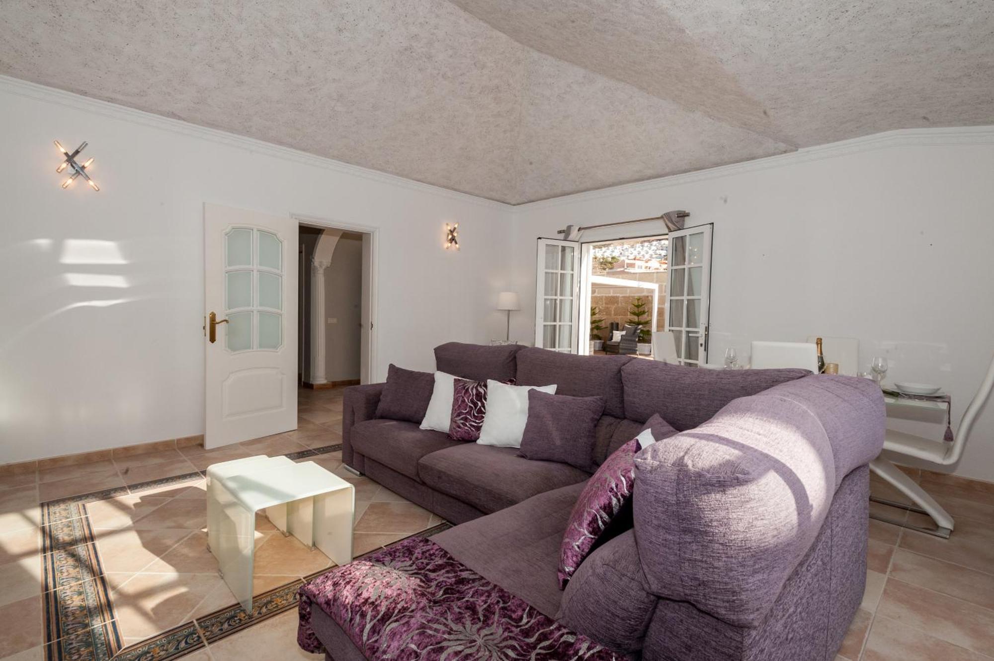 Villa Vanesa Luxury Private Villa With A Heated Pool, 4 Bedrooms And 4 Bathrooms Costa Adeje  Εξωτερικό φωτογραφία
