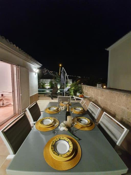 Villa Vanesa Luxury Private Villa With A Heated Pool, 4 Bedrooms And 4 Bathrooms Costa Adeje  Εξωτερικό φωτογραφία